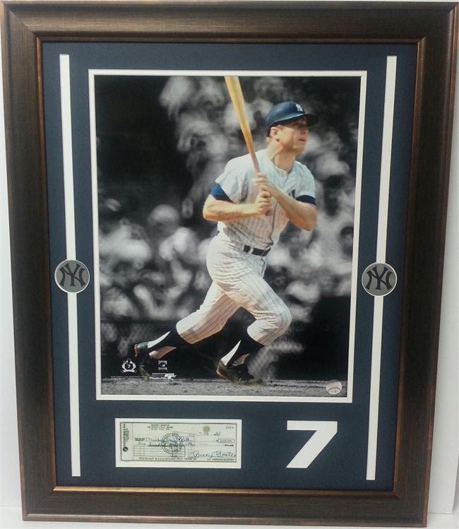 24x28 Check Frame - Mickey Mantle New York Yankees