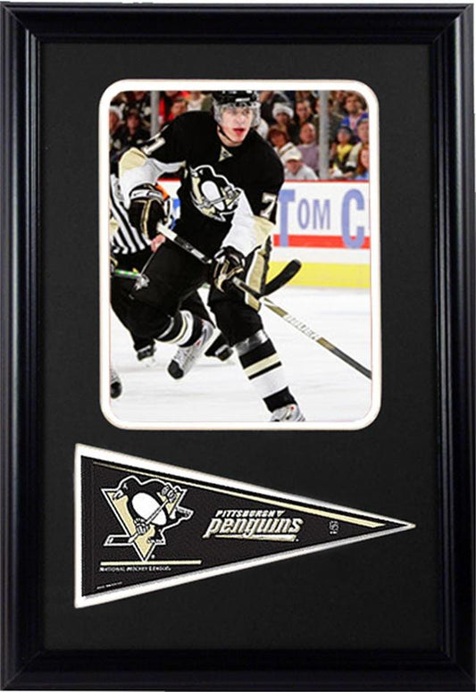 12x18 Pennant Frame - Evgeni Malkin Pittsburgh Penguins